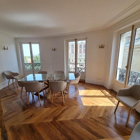Face Chateau St Germain En Laye, Appartement 4 A 6 Personnes, 23 Min De Paris Champs-Elysees Сен Жермен ан Ле Екстериор снимка
