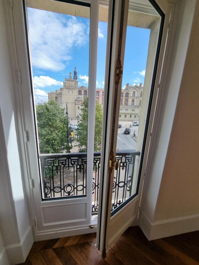 Face Chateau St Germain En Laye, Appartement 4 A 6 Personnes, 23 Min De Paris Champs-Elysees Сен Жермен ан Ле Екстериор снимка